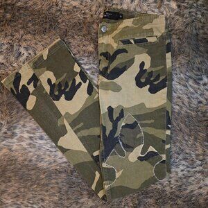 Billy Blues Camo Pants Size 2